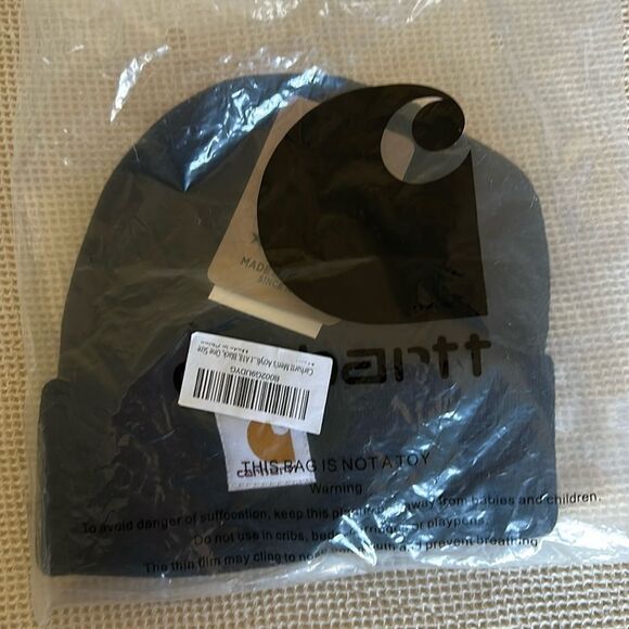 Carhartt Black Knit Hat/Beanie with Logo Patch one size NWT - Picture 6 of 6